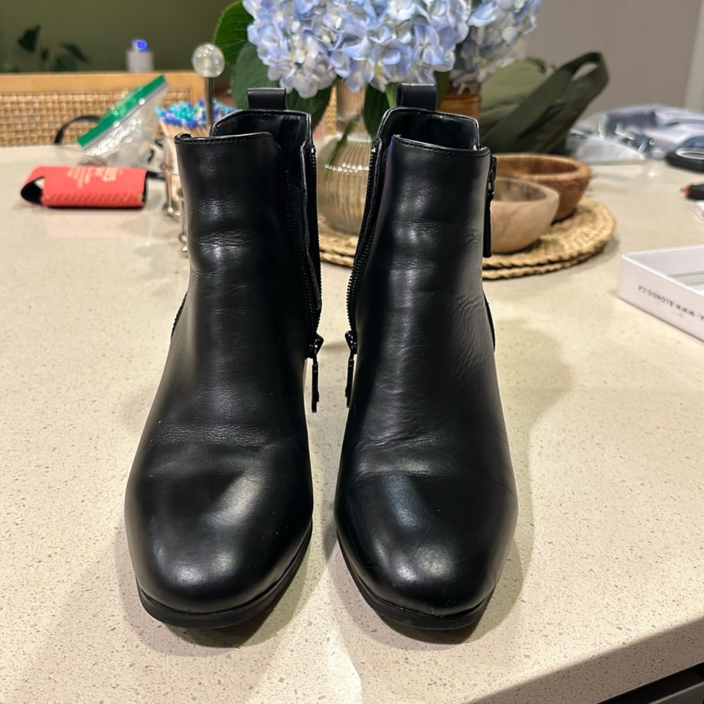 Blondo Siena Black Leather Waterproof Boots